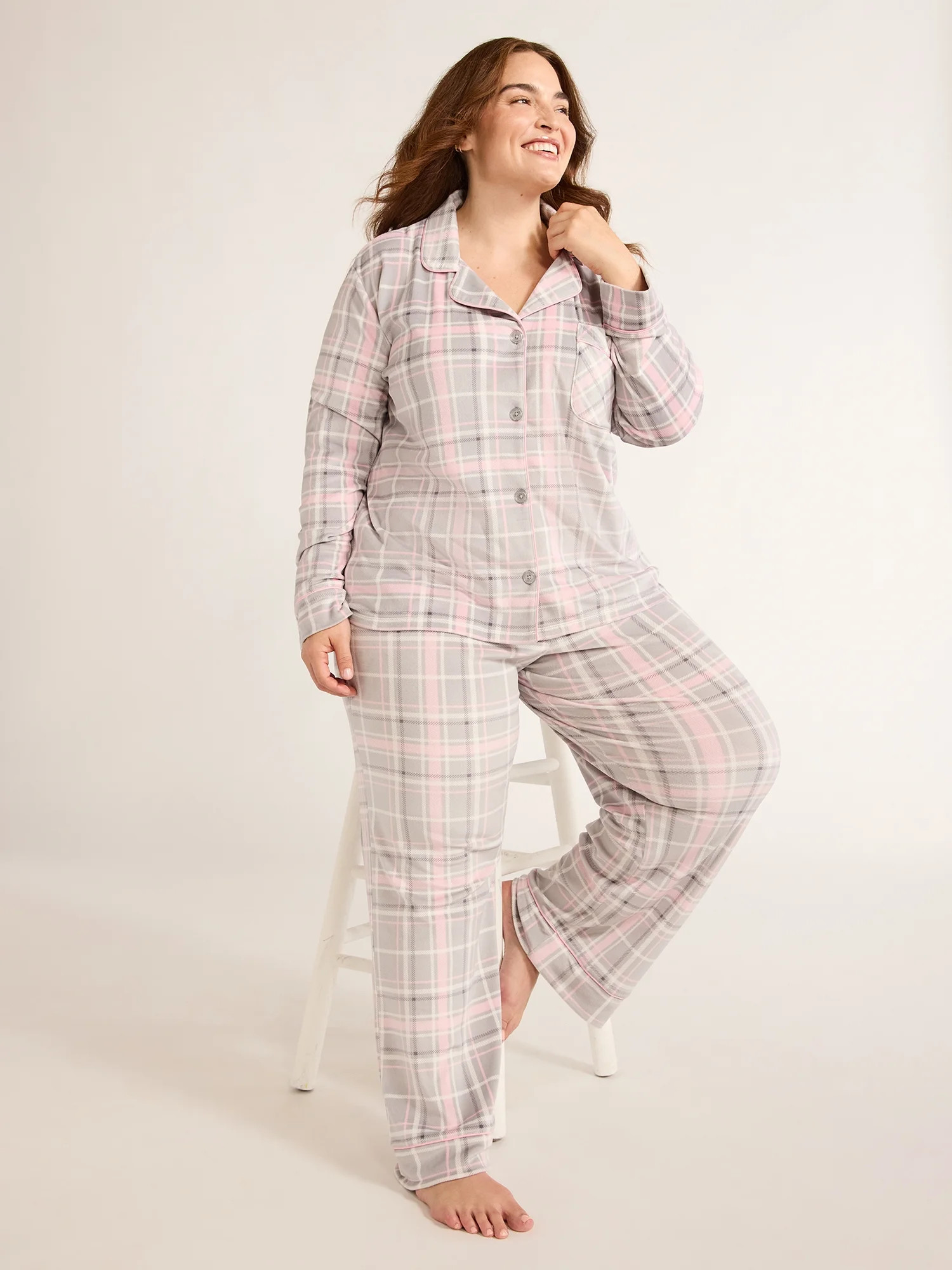 Joyspun Women's Plaid Notch Collar Top and Pants Pajama Set, 2-Piece, Sizes S-3X | Walmart (US)