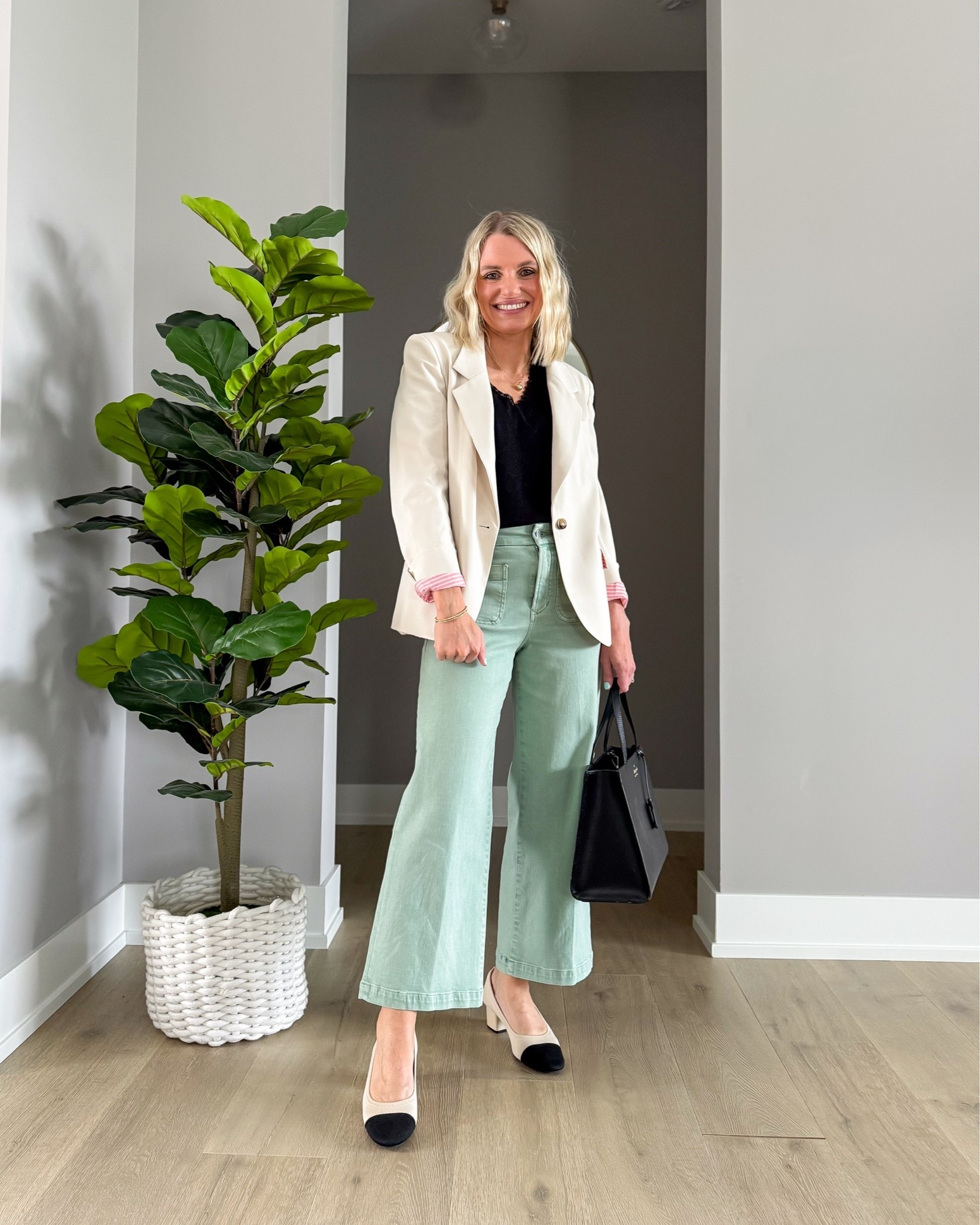 The Faith green pants with the honor blazer makes for the perfect workwear outfit! 
Top- xs
Pants- 25
Blazer- small

#LTKOver40 #LTKWorkwear #LTKPetite