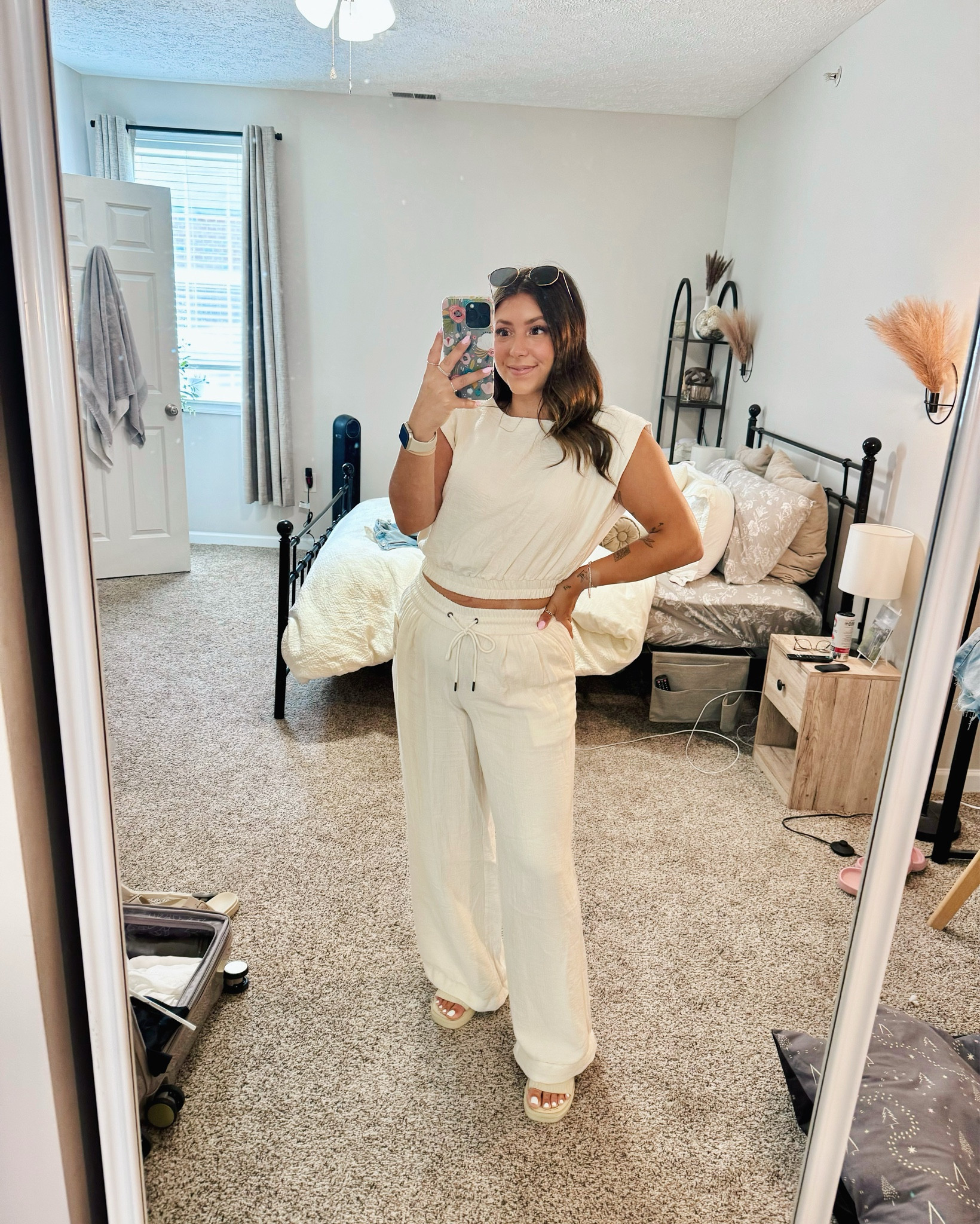 Airport outfit 

#LTKFindsUnder50 #LTKSeasonal #LTKTravel