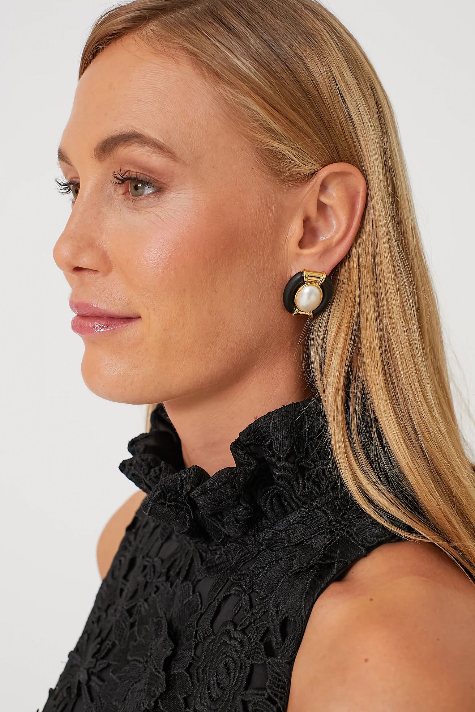 Black and Pearl Spencer Studs | Tuckernuck (US)