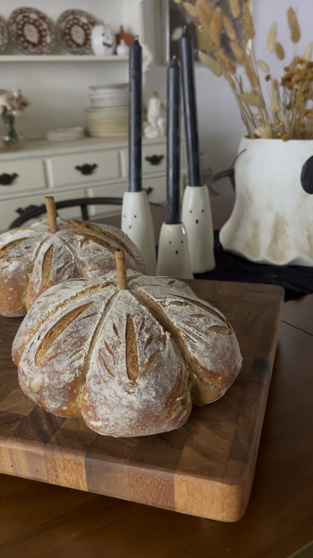 Sourdough pumpkin and ghost candles 👻

#LTKHalloween #LTKFindsUnder50 #LTKHome