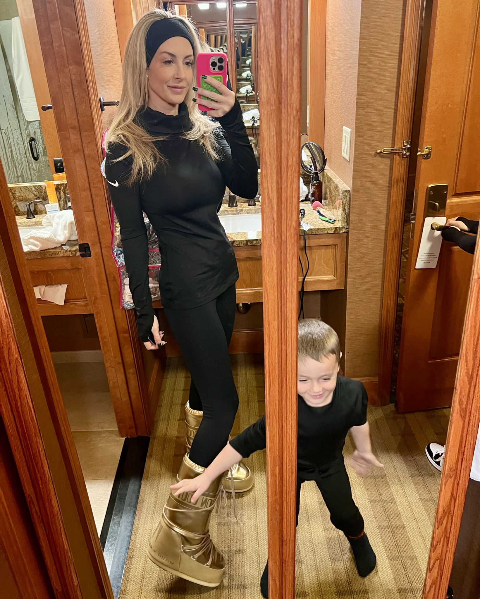 These wool leggings made all the difference on the slopes. Thermal base layers. Skiing. Winter vacation  

#LTKHoliday #LTKFitness #LTKTravel