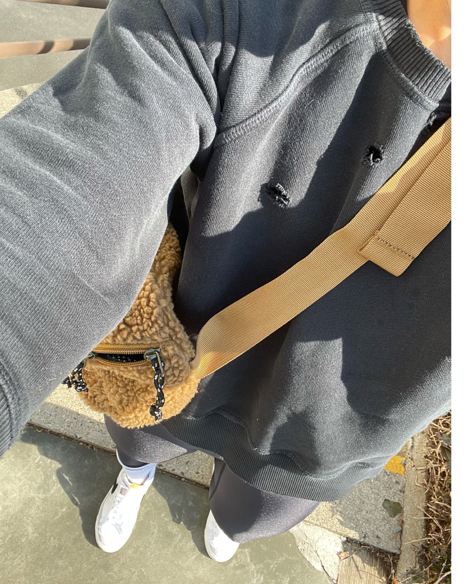 Best Everyday Belt Bags for Spring 2023

Belt bags, Fanny packs, spring bags, bag trends, crossbody bags

#LTKitbag #LTKstyletip #LTKSeasonal