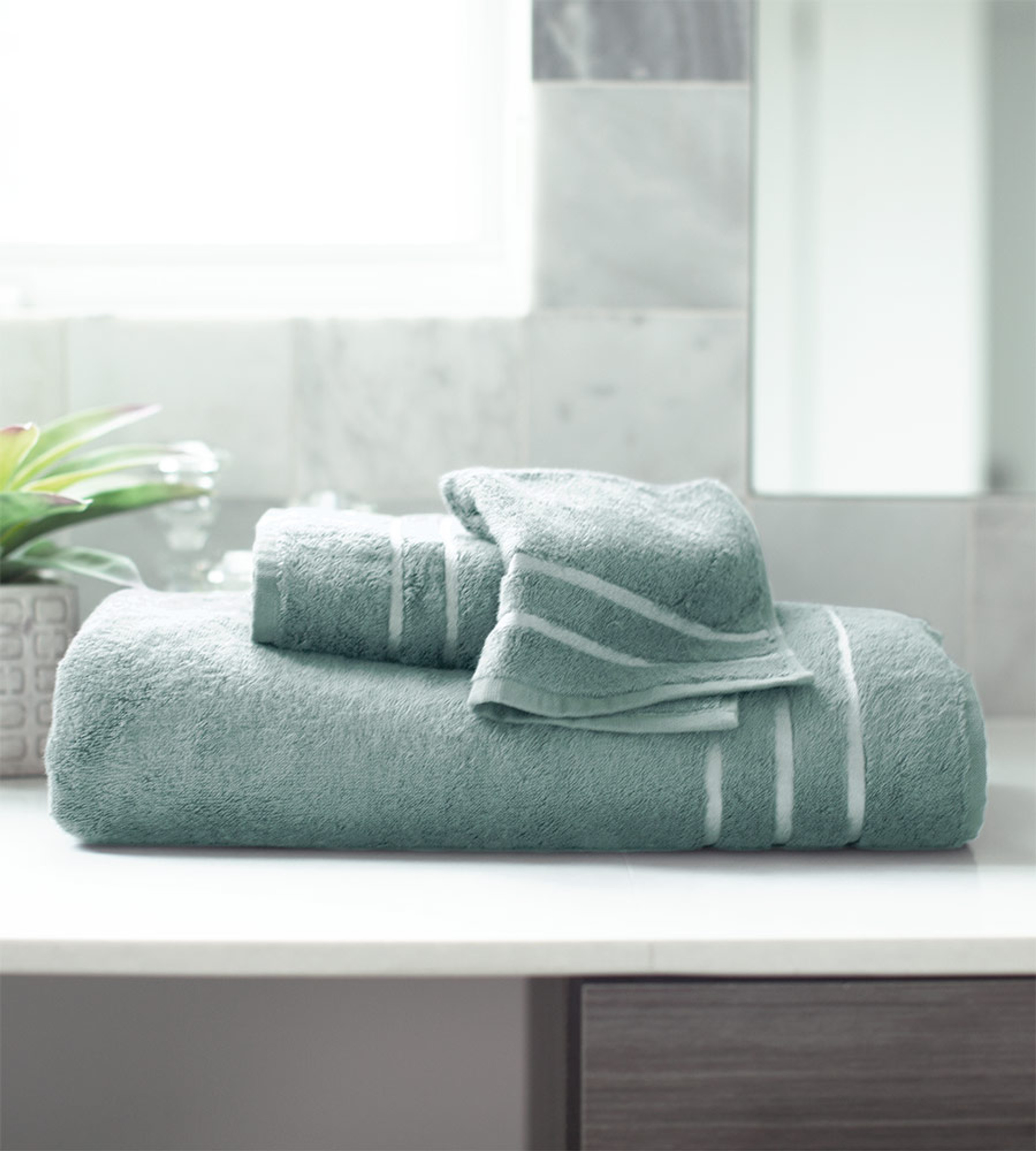 Bamboo Bath Towel Set | Cariloha