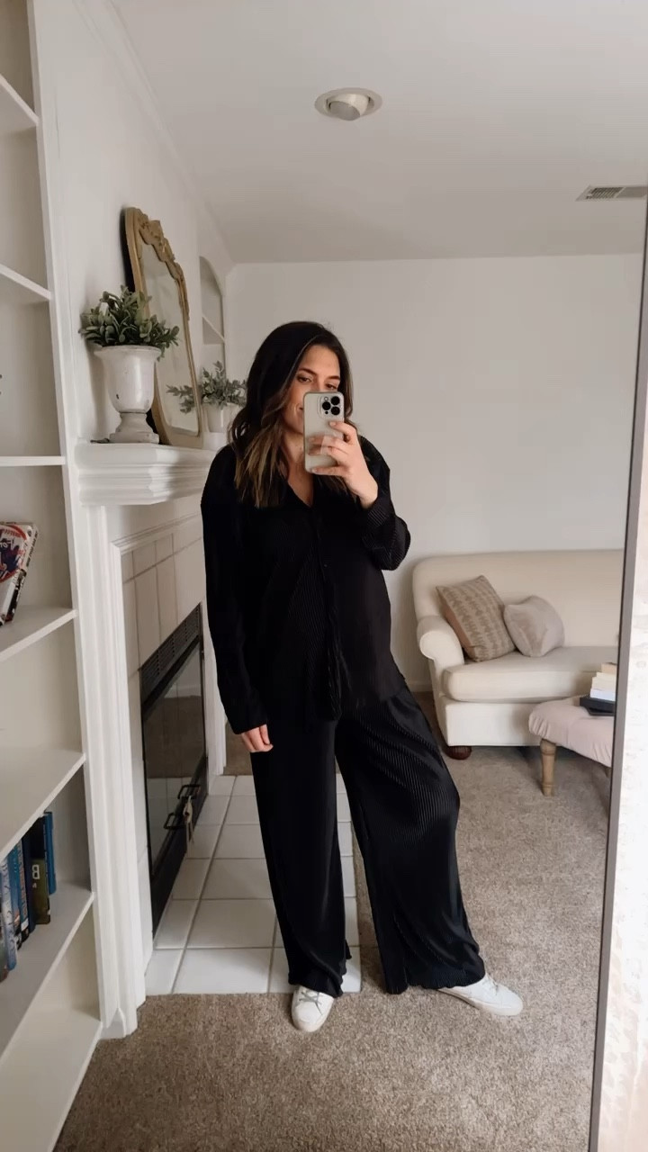 Casual New Year’s Eve pregnancy style. Amazon style. Bump style. Amazon fashion. Amazon finds. Plisse set. Pants set. Date night. NYE style. Party outfit. Black outfit. Casual chic. Mom style  

#LTKbump #LTKparties #LTKHoliday