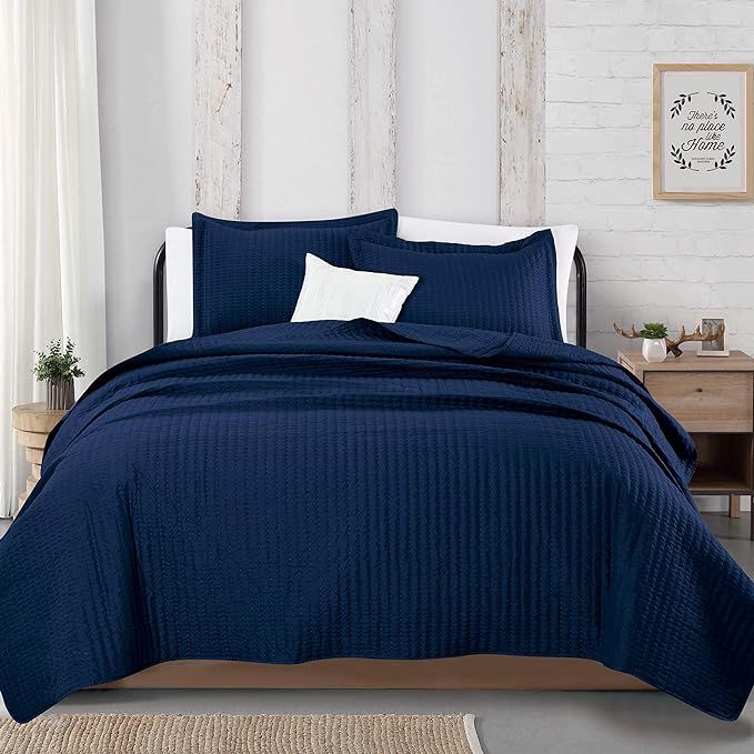2-Piece Detailed Channel Stitch Quilt Set with Shams. Navy Twin Quilt Set, All Season Bedspread Q... | Amazon (US)
