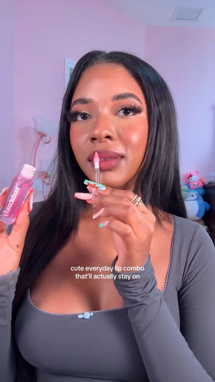 @hudabeauty’s new lip contour stains in toasty brown & rosewood paired with goji lip oil 💋💗

#lipcombo #lipoil #hudabeauty