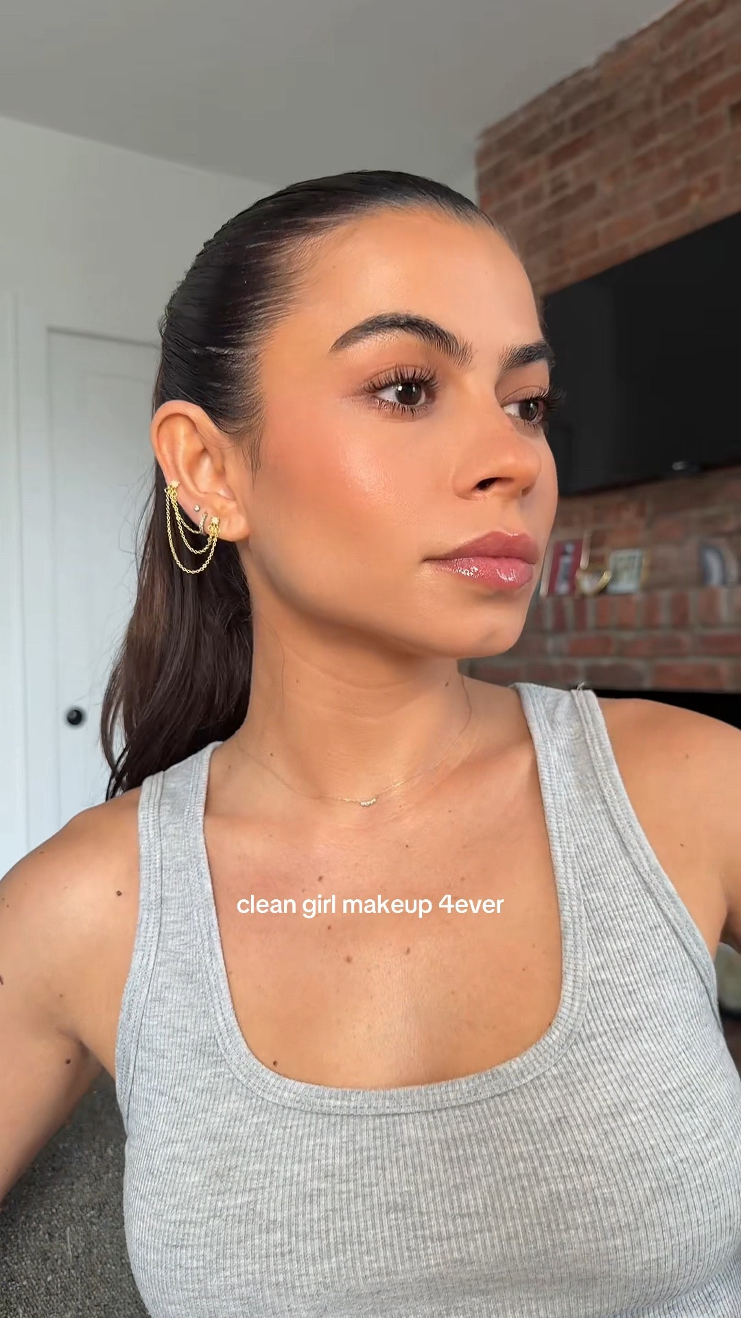 clean girl makeup 4ever

#LTKBeauty #LTKgrwm #LTKselfcare