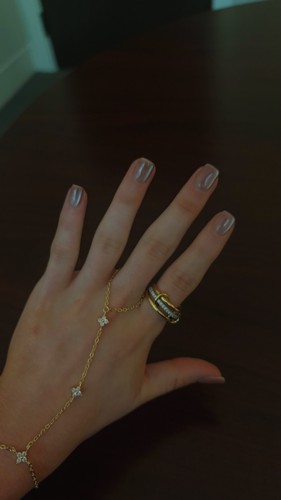 summer nails and current fav jewelery 🧊