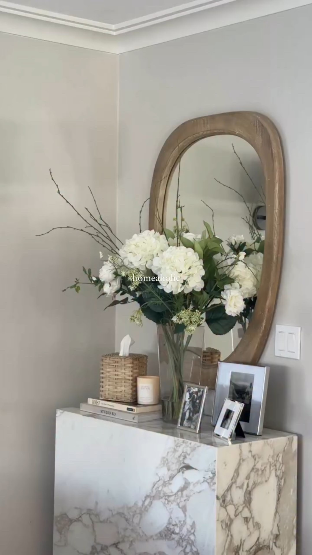 Homeaholic 🤍 

Home decor, spring home decorr

#LTKHome #LTKSeasonal