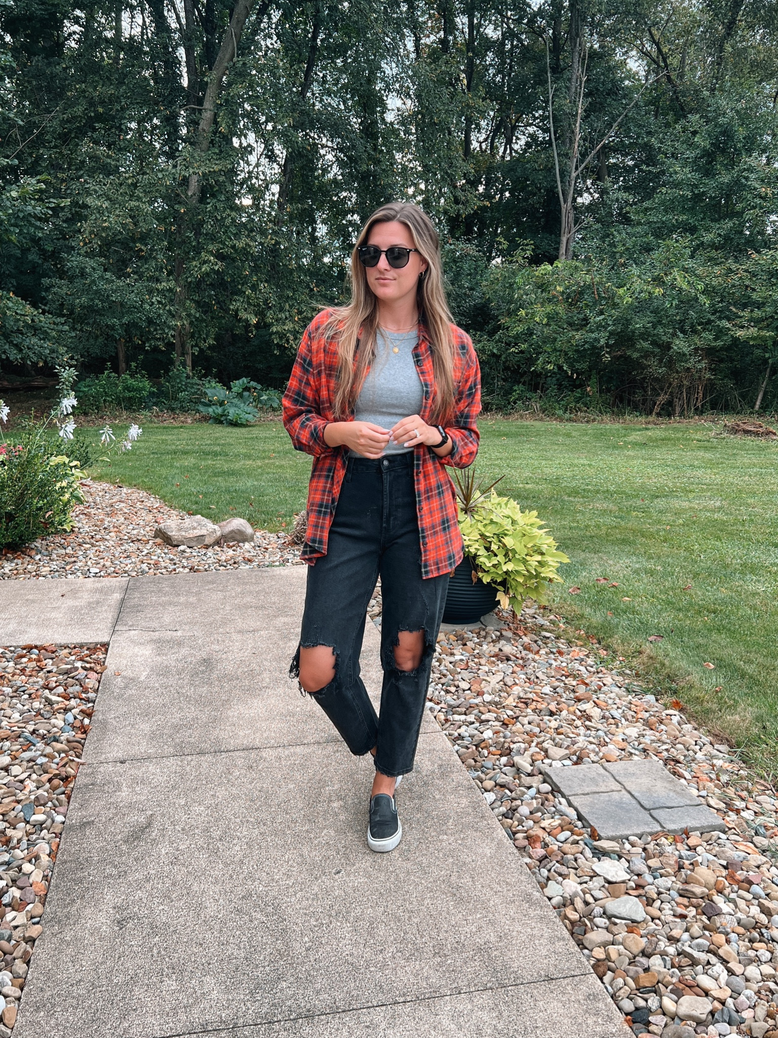 It's finally FLANNEL WEATHER 🍂🍁
Tank - size L (sized up 1)
Flannel - size S (sized down, oversized)
Jeans - size 8 (TTS)
Shoes - size 7.5 TTS

#LTKfindsunder50 #LTKSeasonal #LTKfindsunder100