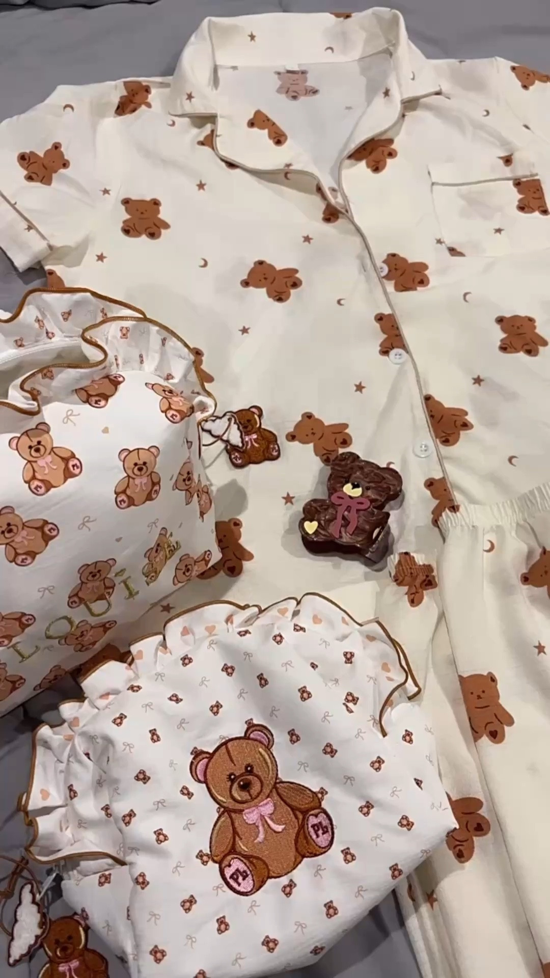 Packing Essentials Bear edition 🫶🏼🧸

#LTKPetite #LTKTravel #LTKselfcare