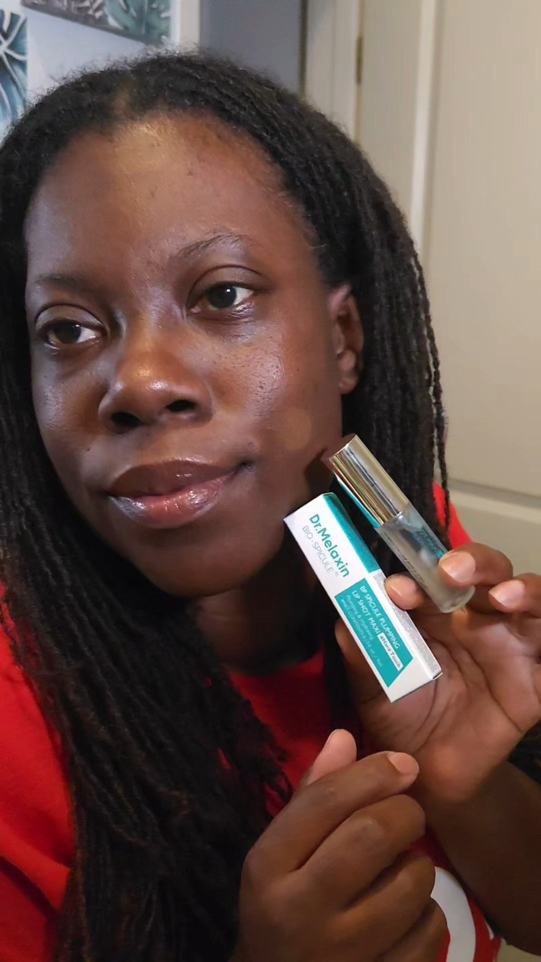 My honest first impression of the Dr. Melaxin Lip Shot Maxi. 🌶️ It definitely has a spicy, menthol kick and you can feel it working immediately. I love that the volume stays even after you wipe the serum away. Perfect for a quick, fuller looking lips without the clinic visit!​#DrMelaxin #FirstImpression #LipPlumper

#LTKBeauty