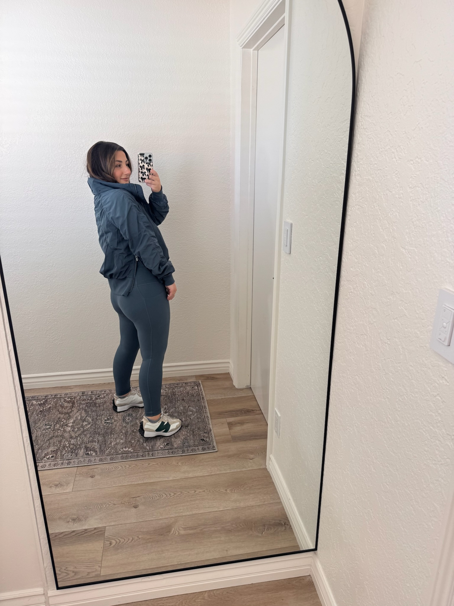 Activewear from Athleta!

Use my stackable code: 10Mimi 

I'm 5'0" 145lbs in sizes: 

Bomber jacket size small petite (sold out in this color in petite but available in glow, black and white in petite) 
Square neck crop with built in bra size D-DD+
High Rise leggings with compression size small petite 

Athleta, petite workout clothes 


#LTKPetite #LTKActive #LTKSaleAlert