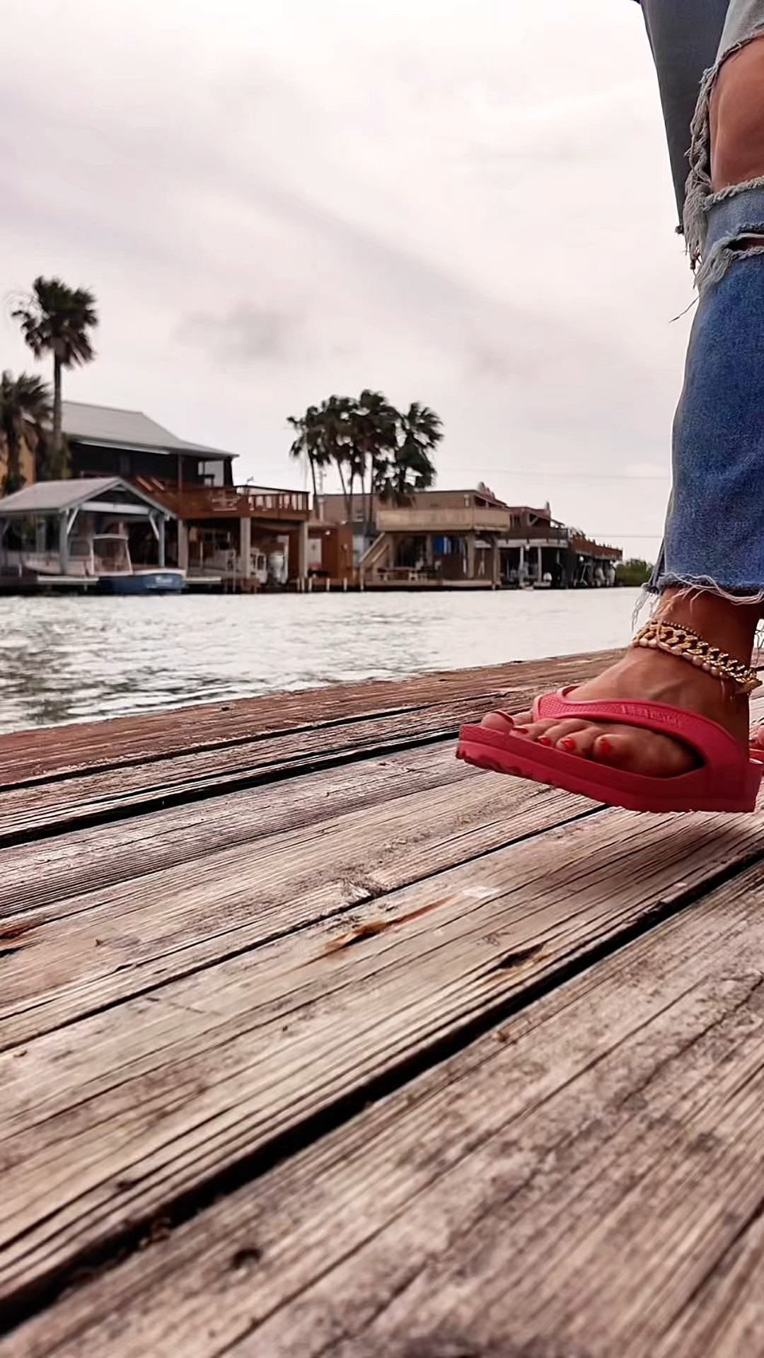 The definition of effortless summer style ☀️ #birkenstocks #birkenstocksandals #womenssandals #summersandals #beachsandals #ad 

 #LTKootd #LTKSwim #LTKTravel