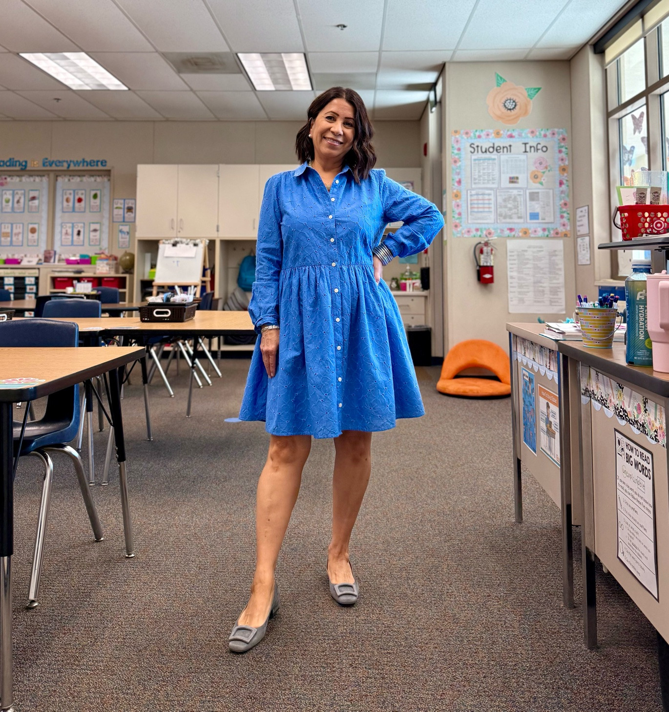 Open House teacher outfit 💙


Bought this dress a couple of seasons ago for our trip to Spain but never got around to wearing it ~ it finally made its debut at our school open house ✏️

Linked other cute dresses I’d wear too 👗

#LTKWorkwear #LTKPetite #LTKgrwm
