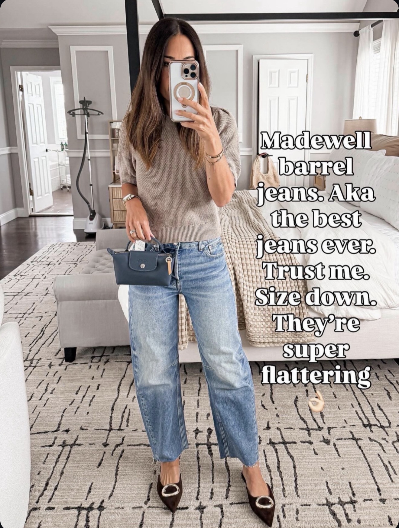 Madewell barrel jeans = trust me on this one 😮‍💨 so good 🔗⬇️

#LTKSeasonal #LTKootd #LTKOver40