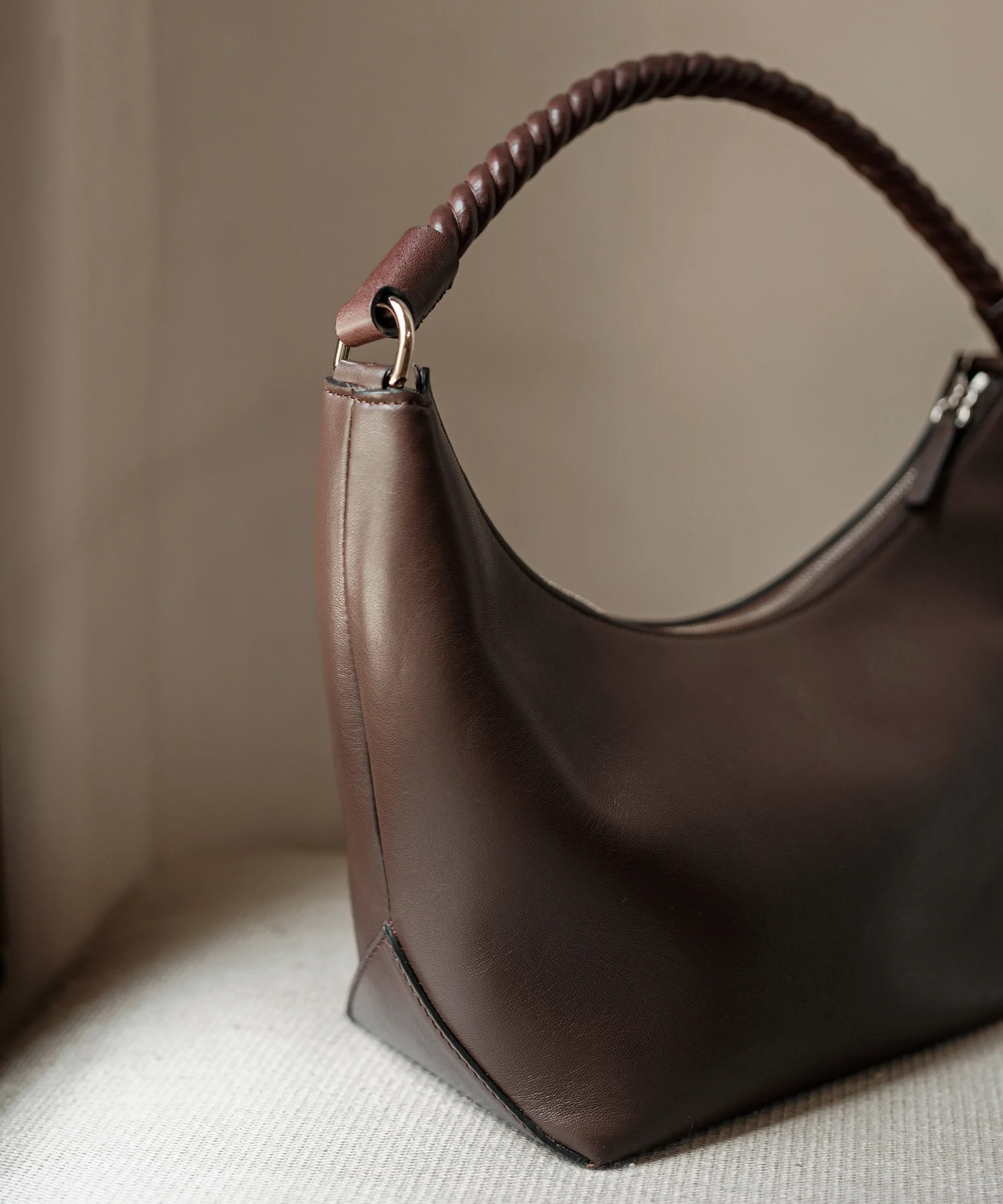 Crescent Shoulder Bag | Jenni Kayne