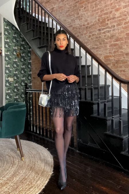 5 Days of Easy Outfits: Skirts for Winter— Day 3✨

Here’s the next easy combination, great for a holiday event ✨ Mini Sequin Skirt + Black Turtleneck + Stockings + Pumps ✨

As usual, shop all my looks on my LTK — link in bio/stories or details below✨ #styleover40 


#LTKover40 #LTKHoliday #LTKSeasonal