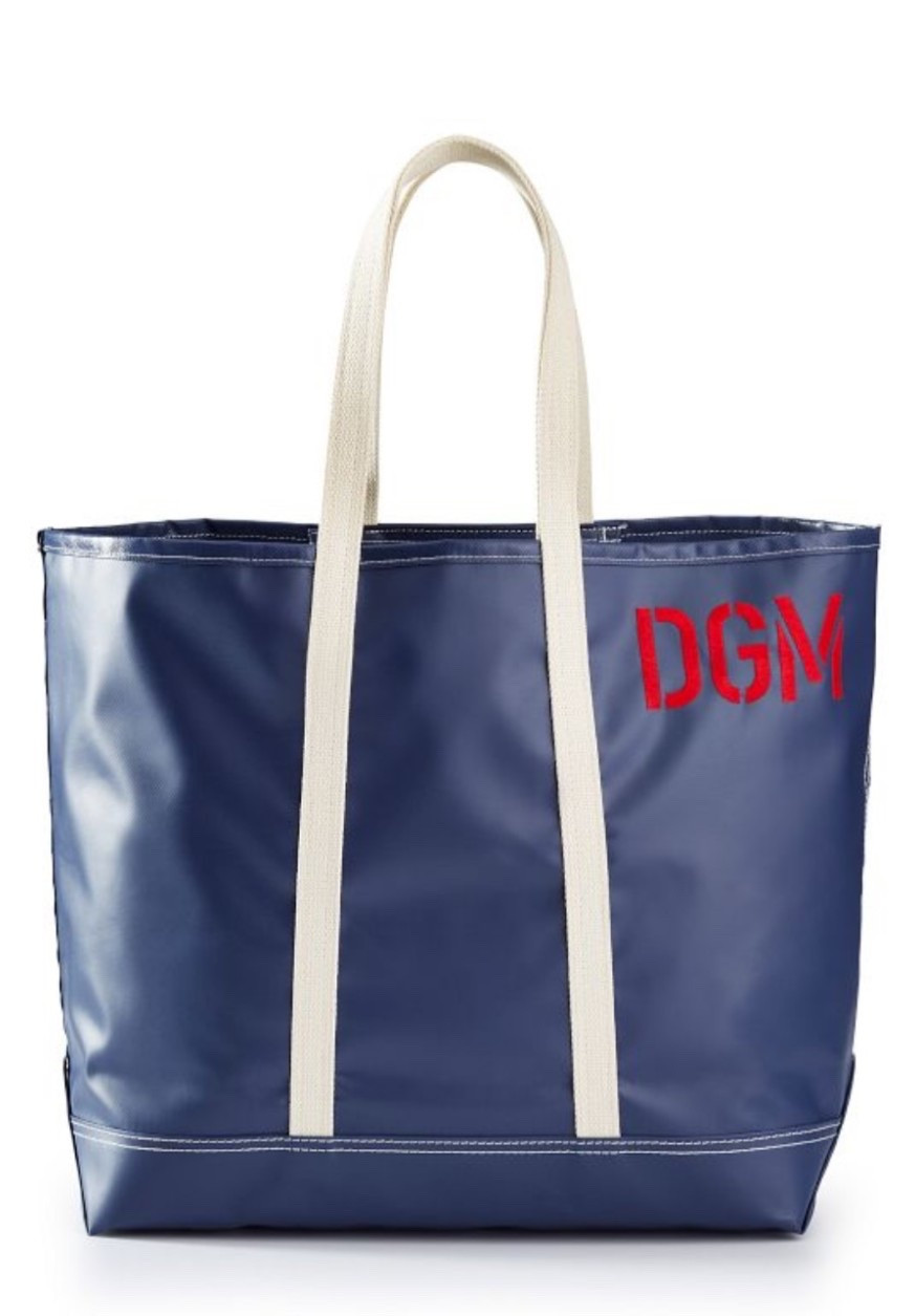 Such a good tote! 

#LTKHoliday #LTKGiftGuide #LTKFindsUnder100