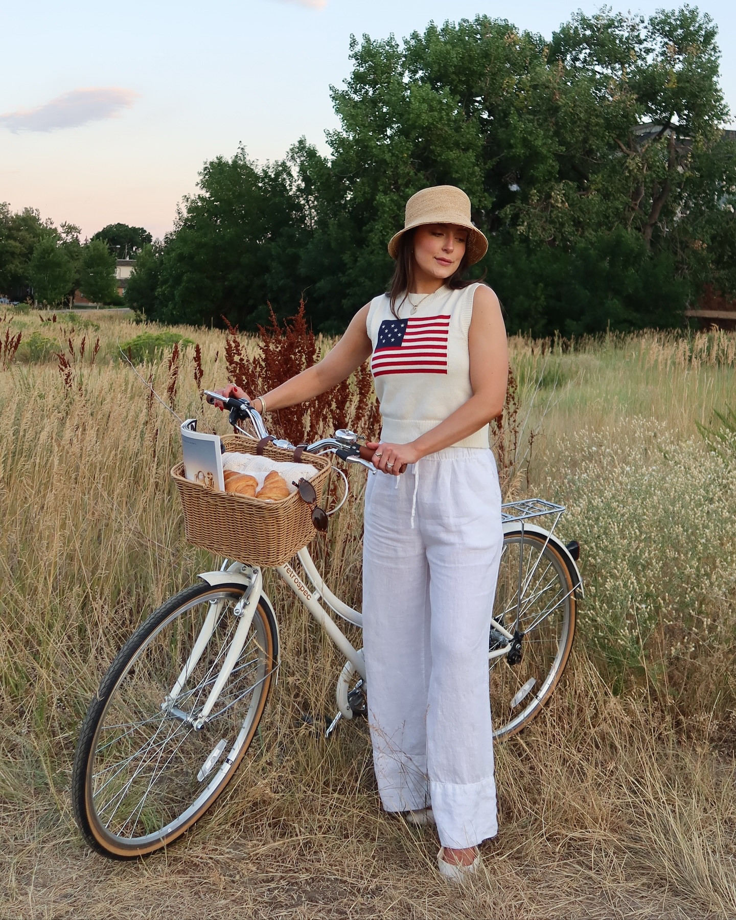 Bringing my Pinterest board to life one outfit at a time✨🧺
.
.
.
.
Parisian chic, vsco pictures, explore page, vsco girl, film pictures, Pinterest trends, minimal style, pose ideas, pose inspo, spring inspired, summer trends, Pinterest girl #summer #summeroutfitideas #summeraesthetic #girlythings #pinterestgirl #howtobeparisian #neutralstyle