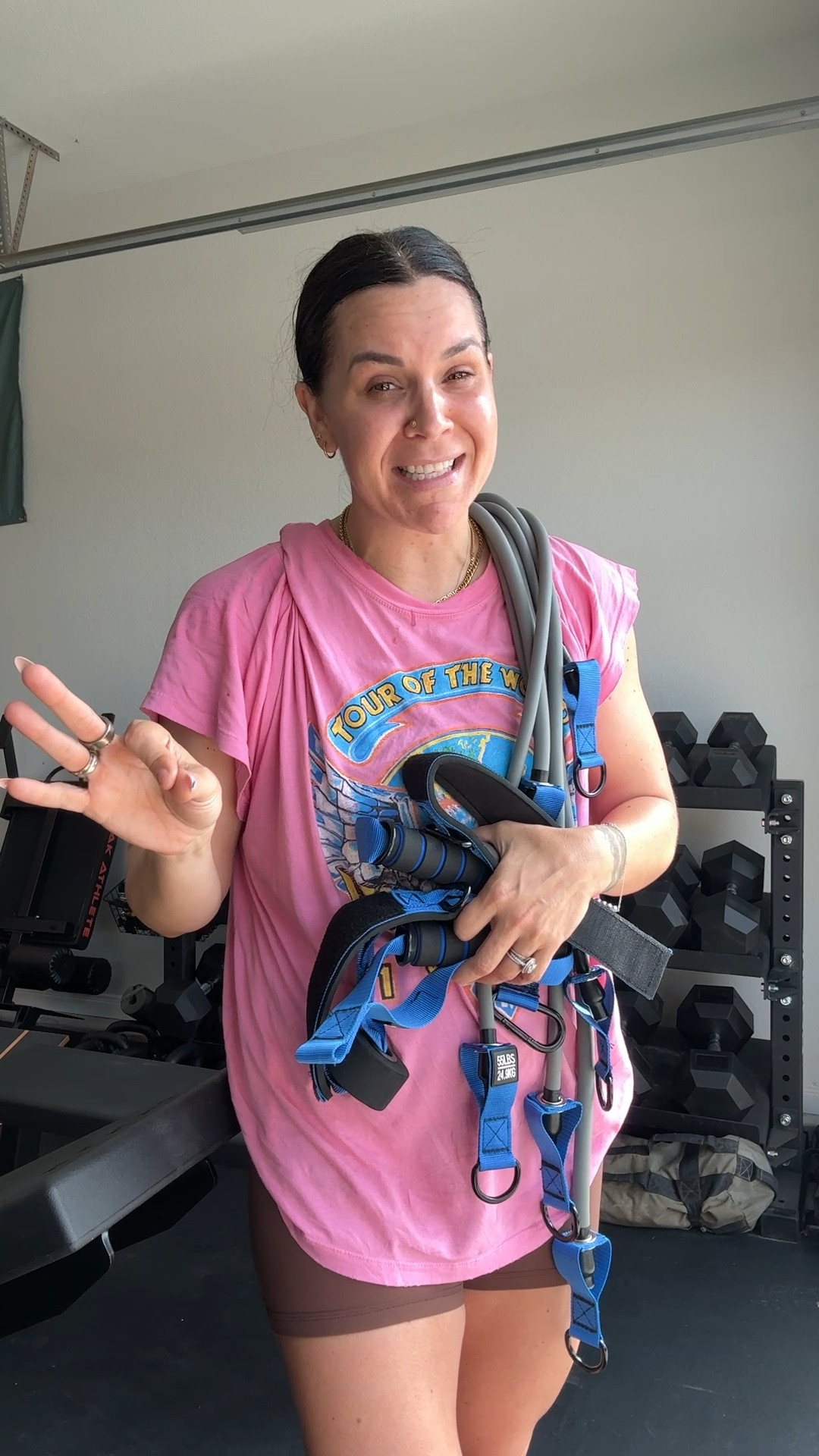 Dumbbell, and adjustable bench and resistance bands. Are all you need to start a great home gym!