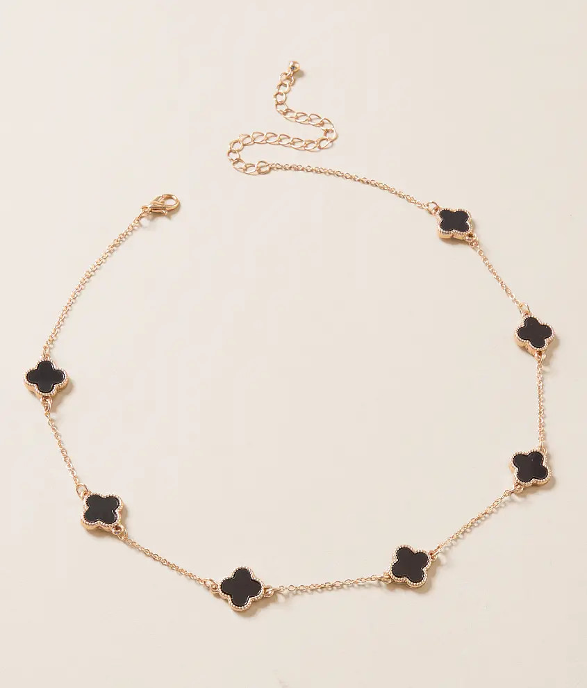 Clover Necklace | Buckle