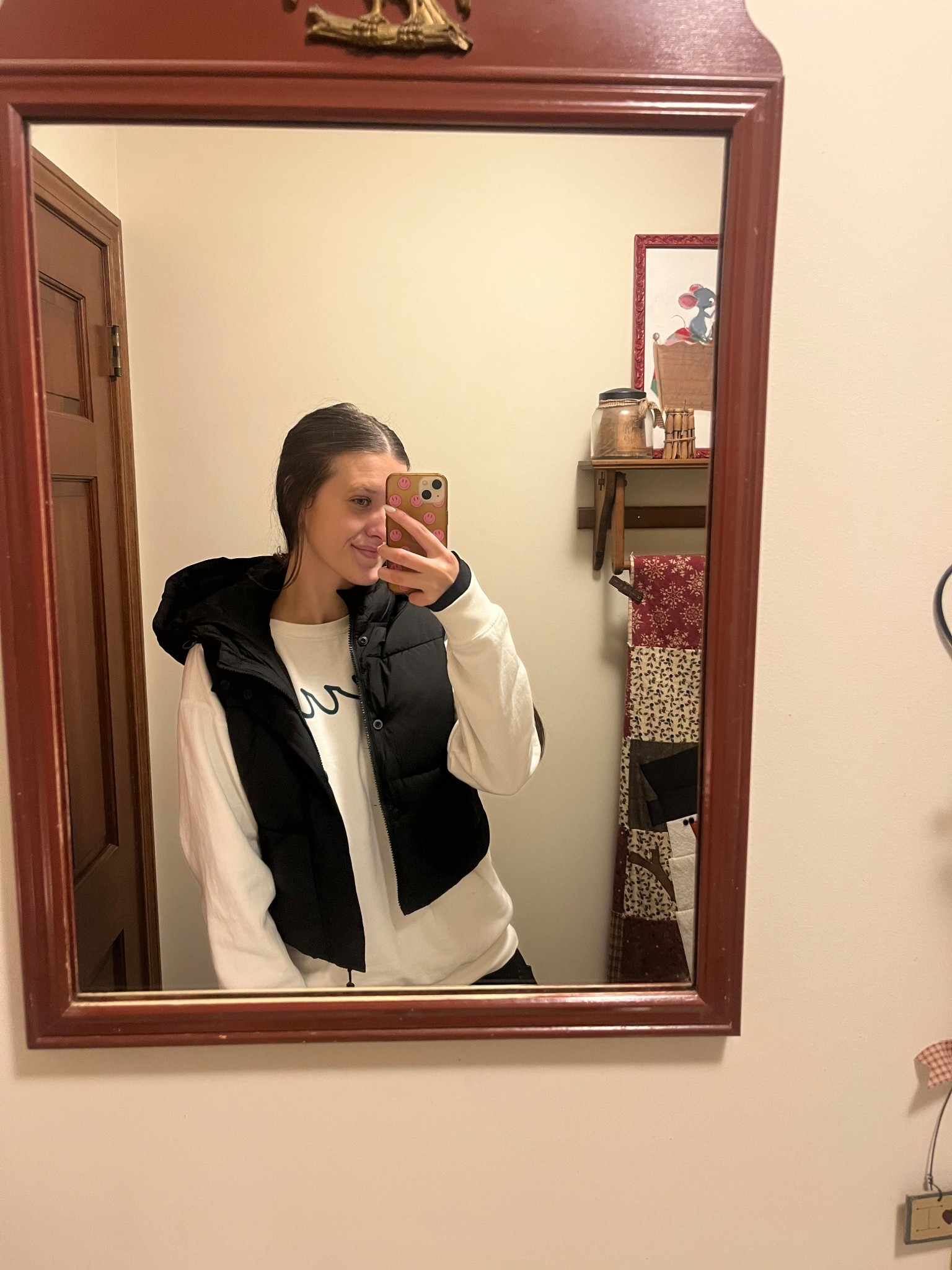 I have been living in this cropped puffer vest all winter! It is so warm and I love how it also has a hood! It’s been one of my go to layering pieces! 

#LTKSeasonal #LTKActive #LTKootd