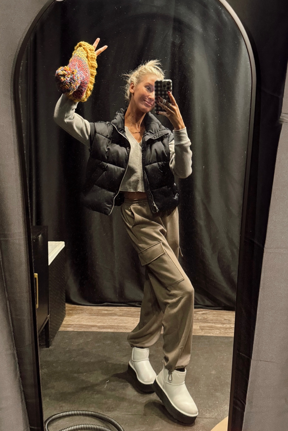 Abercrombie cargo pants (so soft!! Small)  spray tan prep (my razor + favorite body exfoliate) 

#LTKstyletip #LTKbeauty #LTKfindsunder100