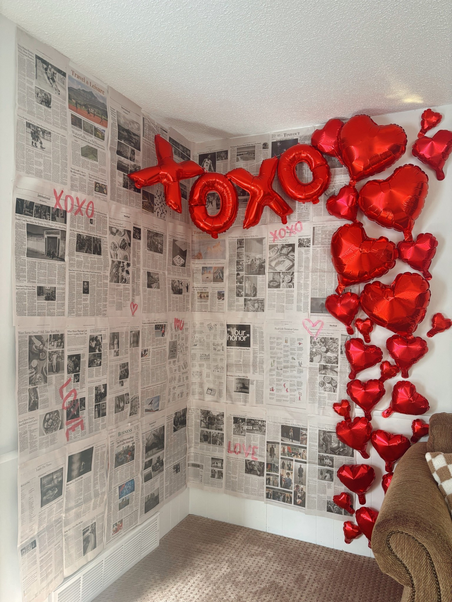 Cutest DIY Galentines Day newspaper backdrop! 
(Or Valentine’s Day)
Get your newspapers out and turn them into an iconic backdrop for your girls night photos! 

heart foil balloons, galentines day decor, newspaper backdrop, xoxo, heart photo wall, valentines day decorations, galentines party #galentines #galentinesday #valentinesday #valentinesdaydecor #heartbackdrop #diyphotowall #newspaperbackdrop

#LTKValentine #LTKdayinmylife #LTKHome