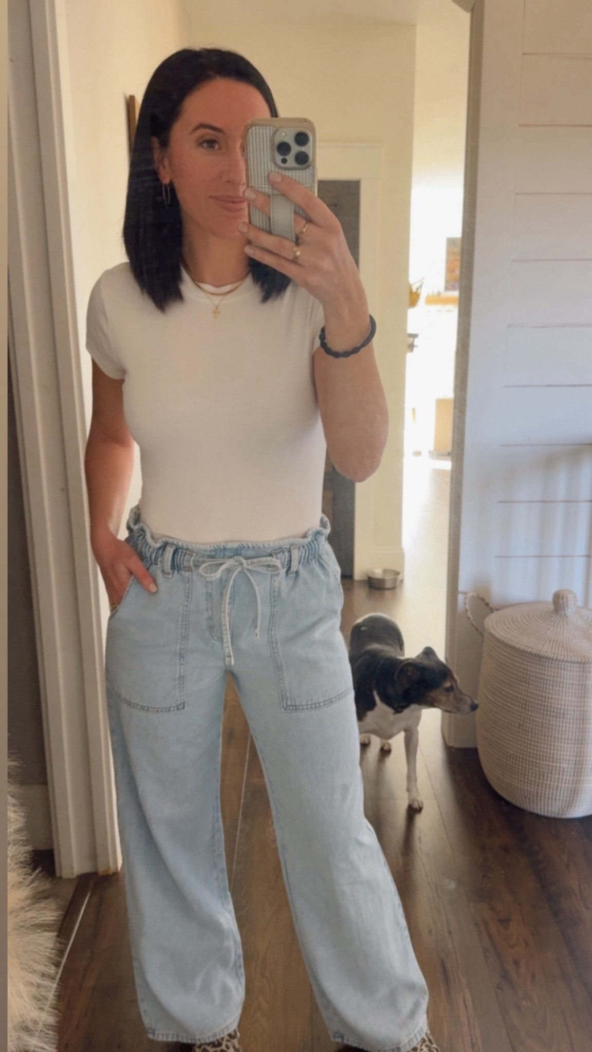 Cute jeans that feel like sweats 🙌🏻 yes please!

#LTKootd