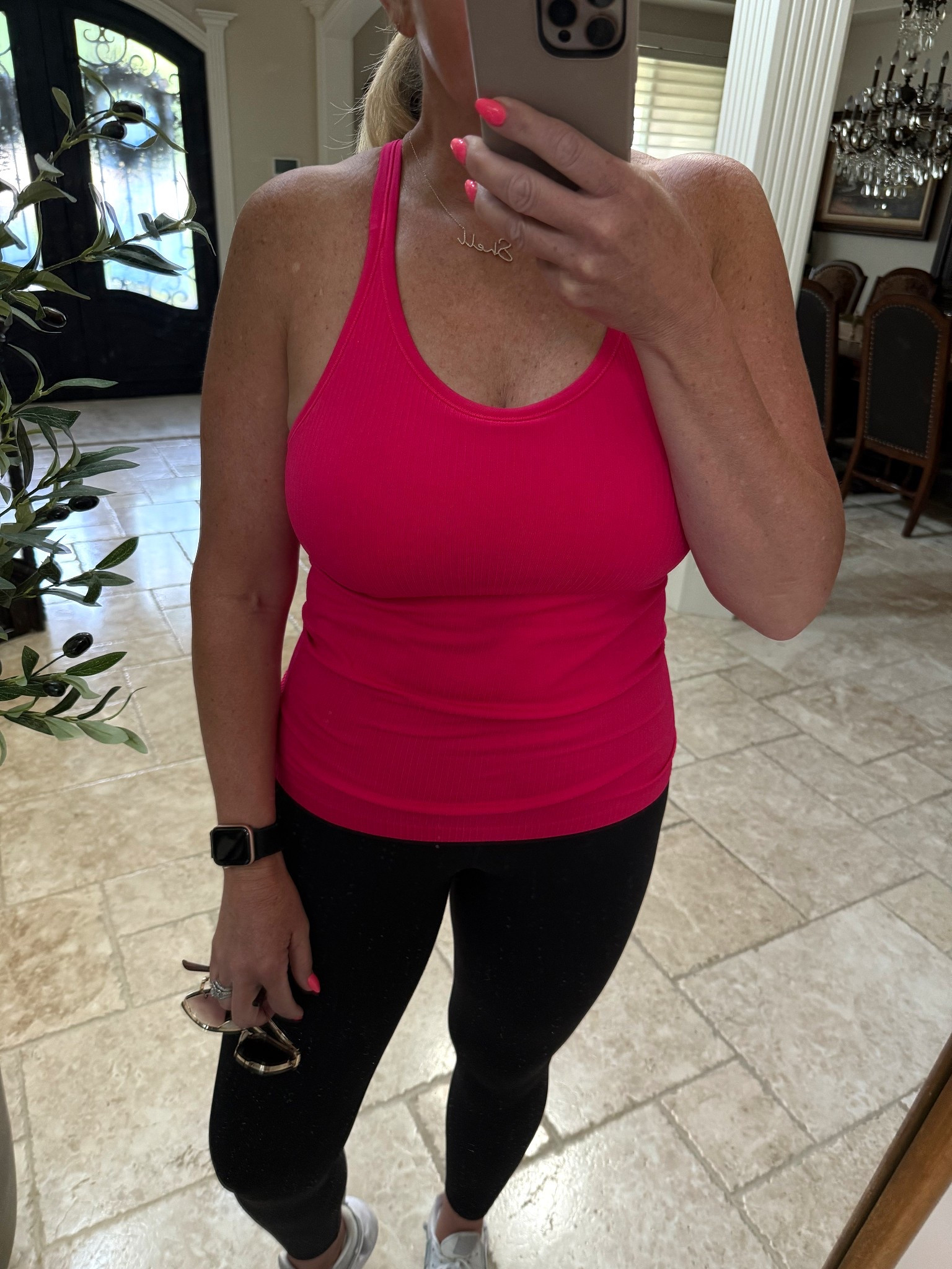 One of my favorite workout tanks. Built in shelf Bre with removable pads. Identical to the other ones you’ll pay 3x the amount for! Comes in a slightly cropped version as well! 
#workout #tank #fitness #athleisure

#LTKActive #LTKTravel #LTKSaleAlert