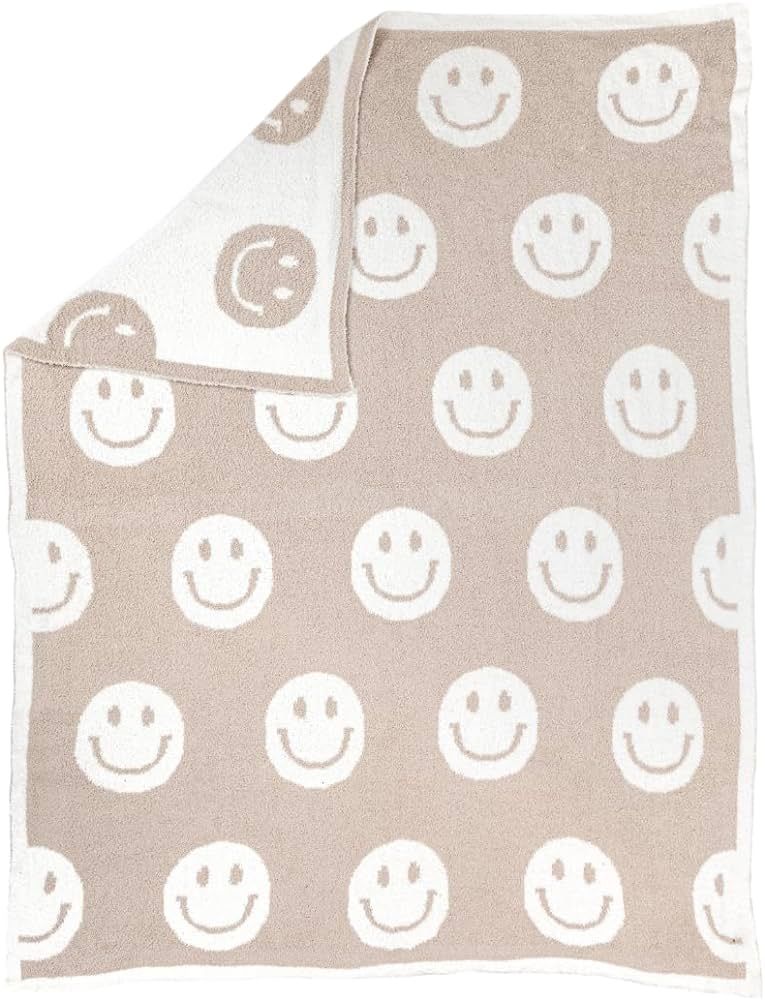 Smiley Face Throw Blanket - Unbelievably Soft - Reversible & Lightweight -100% Polyester Microfib... | Amazon (US)