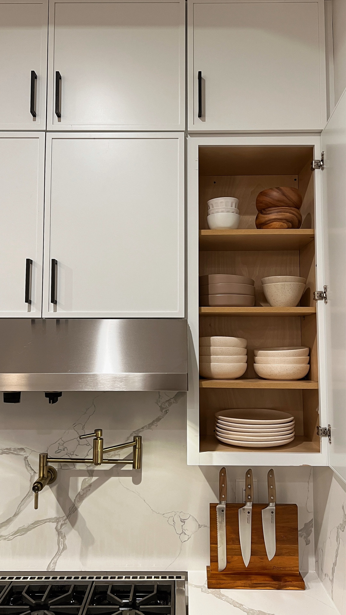 finally starting to unpack my kitchen and settle into my new apartment 🫶🏾


#LTKHome