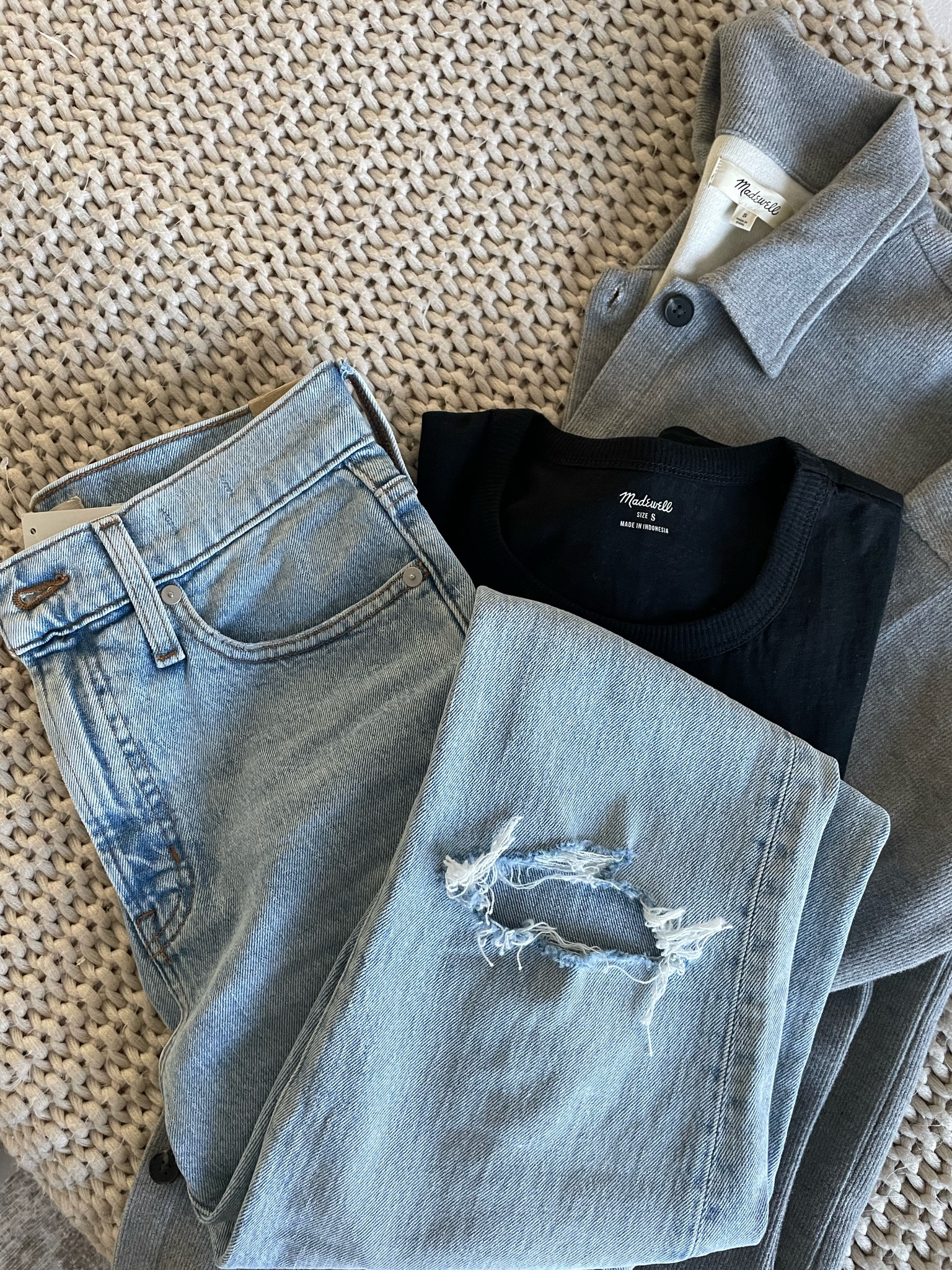 Favorite fall basics from Madewell 


#LTKstyletip #LTKsalealert #LTKunder100