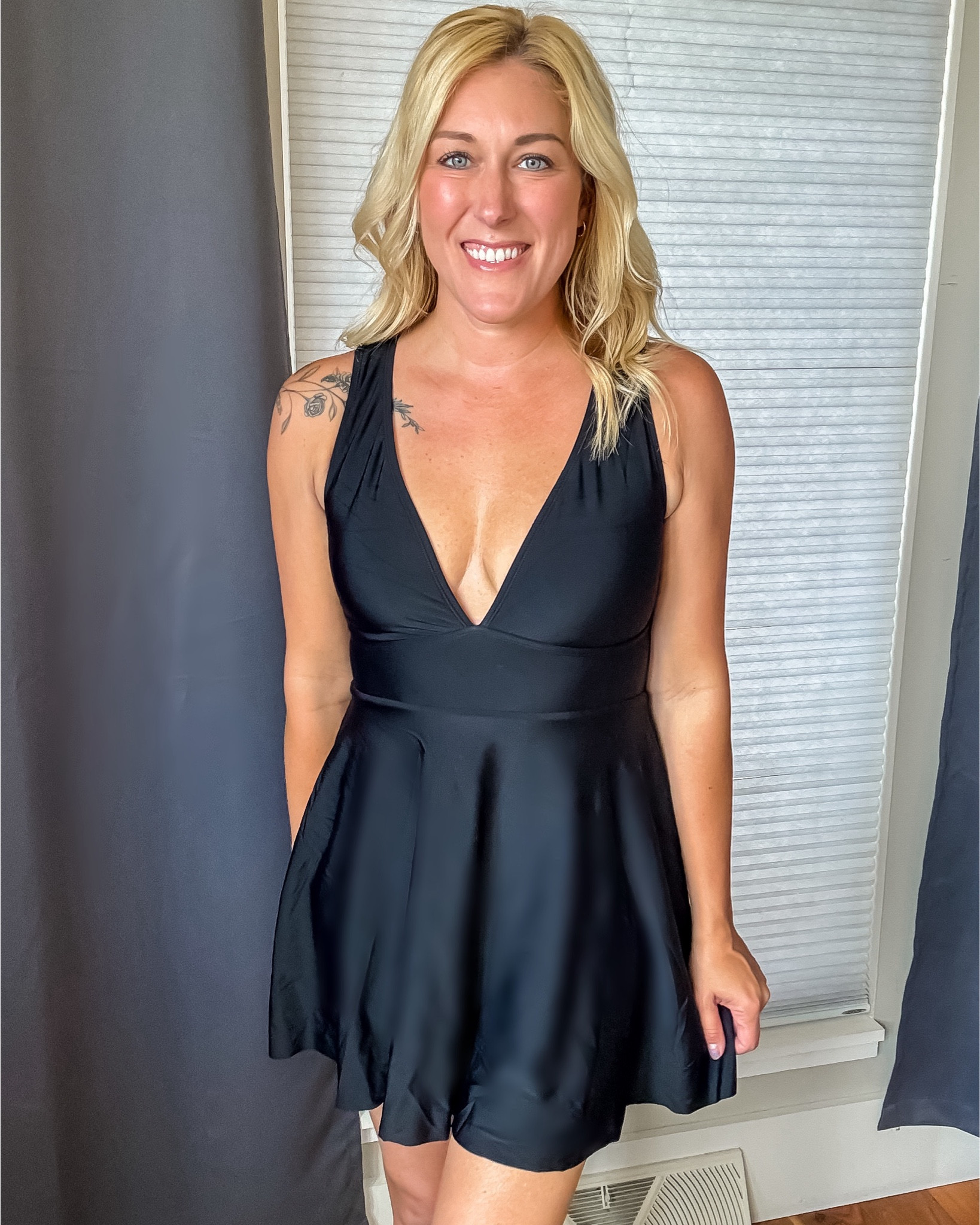 This one-piece swim dress brings all the elegance with a flattering deep V neckline and a chic open back — plus a flirty skirt for extra confidence and coverage. Perfect for when you want to make a statement and feel unstoppable. 🖤