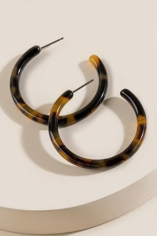 Lily Tortoise Hoops - francesca's | Francesca’s Collections