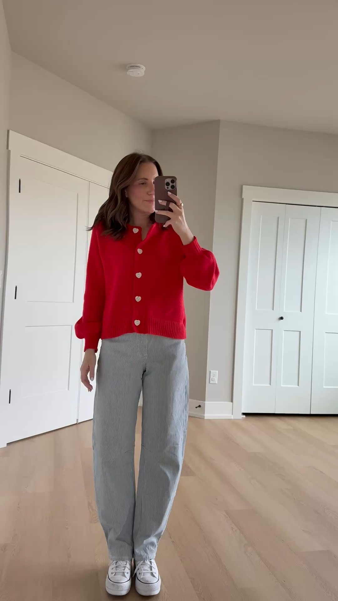 Teacher outfit idea ❤️ the coziest cardigan with the cutest buttons! Paired with these striped barrel jeans that I am loving for spring!

Teacher style | classroom outfit | Valentine’s Day | outfit idea | teacher outfit | old navy finds | valentines outfit 

#LTKValentine #LTKWorkwear