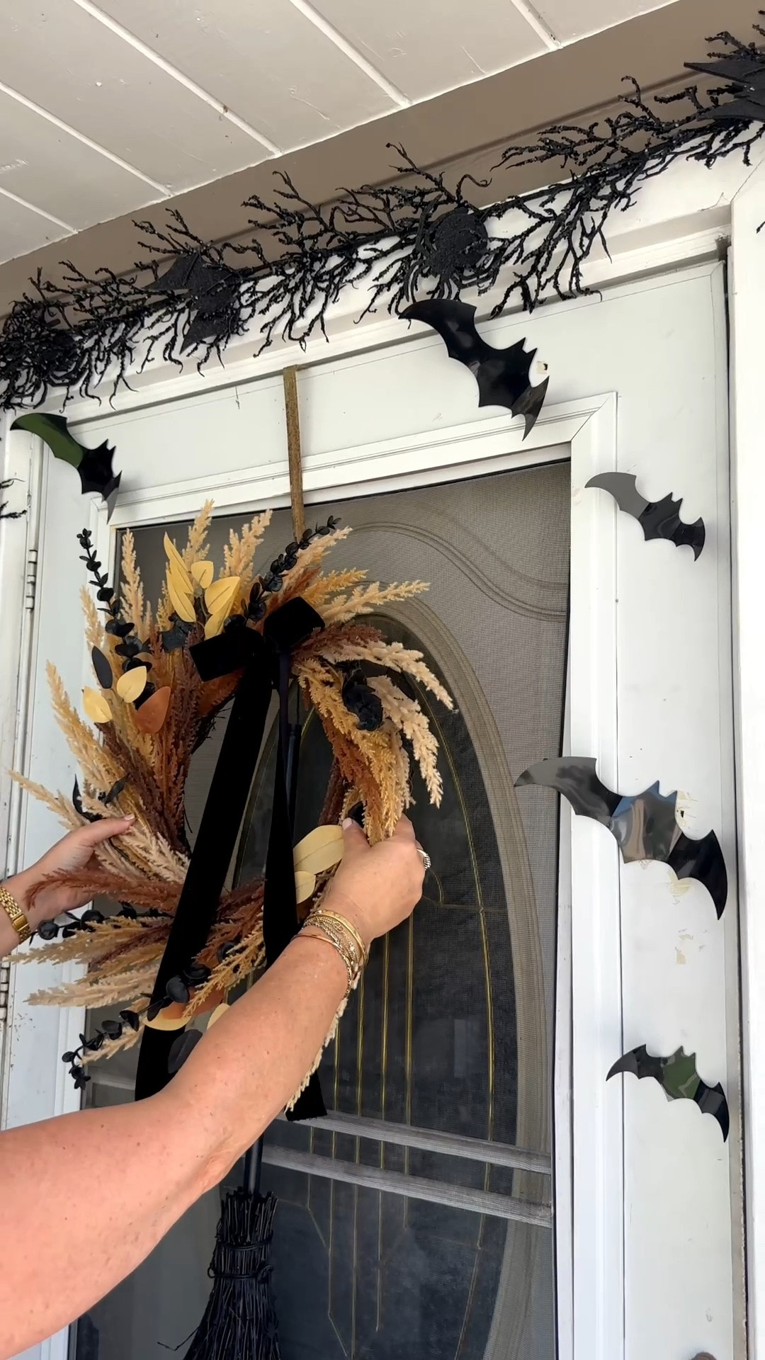New Fall outdoor finds! This wreath😍 one of my most favorite additions to my home decor! 🤎🍂🖤🍁

#LTKstorytime #LTKSeasonal #LTKHome