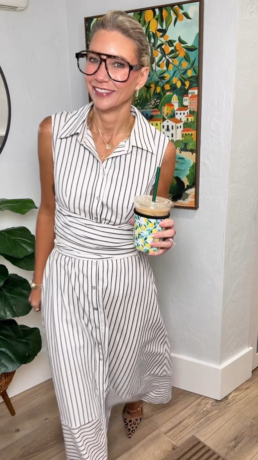 Commense showing off again with this gorgeous linen like wrap dress. The buttons are fully functional and the wrap is attached. I’m wearing a small. 

Use code: leeannstyled_12 for 12% off.

Lip color: L’Oréal Worthy

My heels are from CosyIsland.