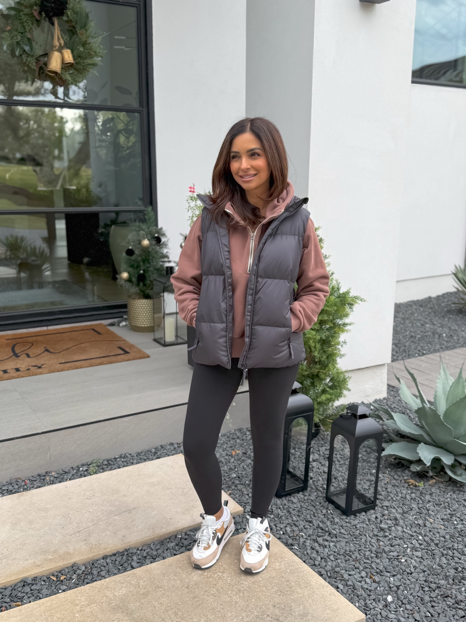 Weekend outfit from @vuoriclothing

Hoodie is so incredibly soft & runs TTS, wearing an xs and xs in my puffer vest as well. Leggings are some of my all time favorites & feel like second skin! I LOVE my Vuori pieces, they are made of the softest materials and the quality is amazing! Also Great for gifting! #ad

#LTKHoliday #LTKGiftGuide #LTKSeasonal