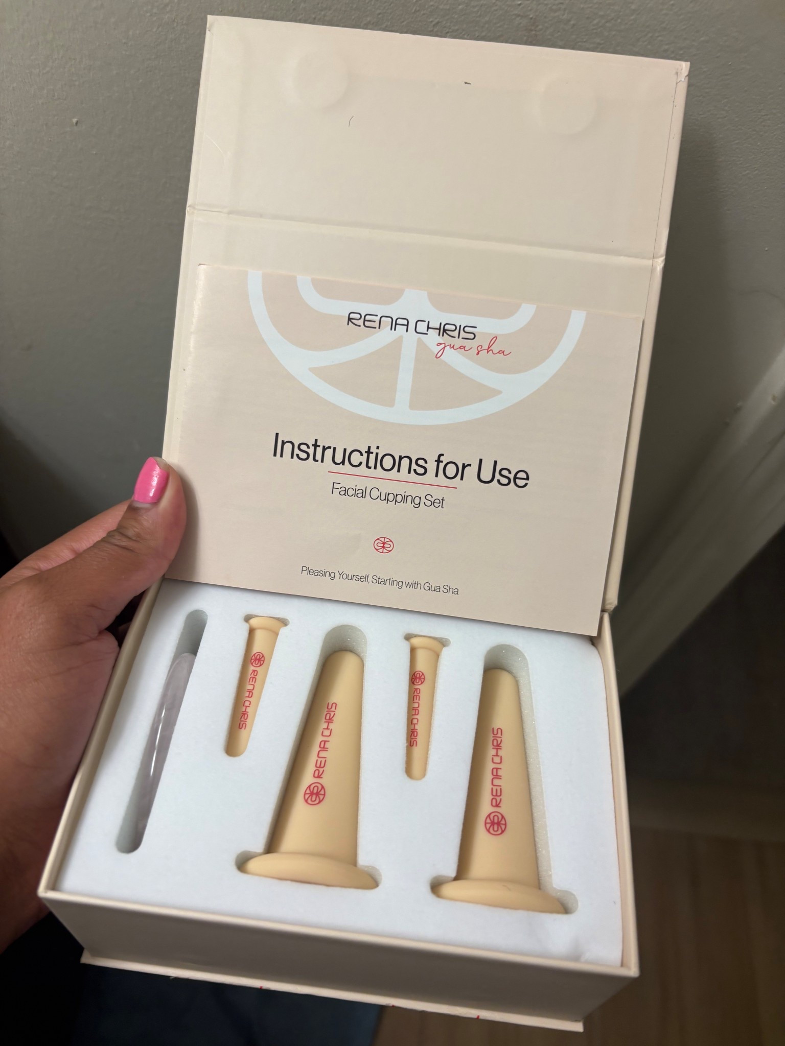 I’m so excited to use this new facial cupping set! It also comes with a guasha! I saw a before and after of someone on TikTok and the results are amazing! It helps with lymphatic drainage, face puffiness, and even reduces eye bags and wrinkles!