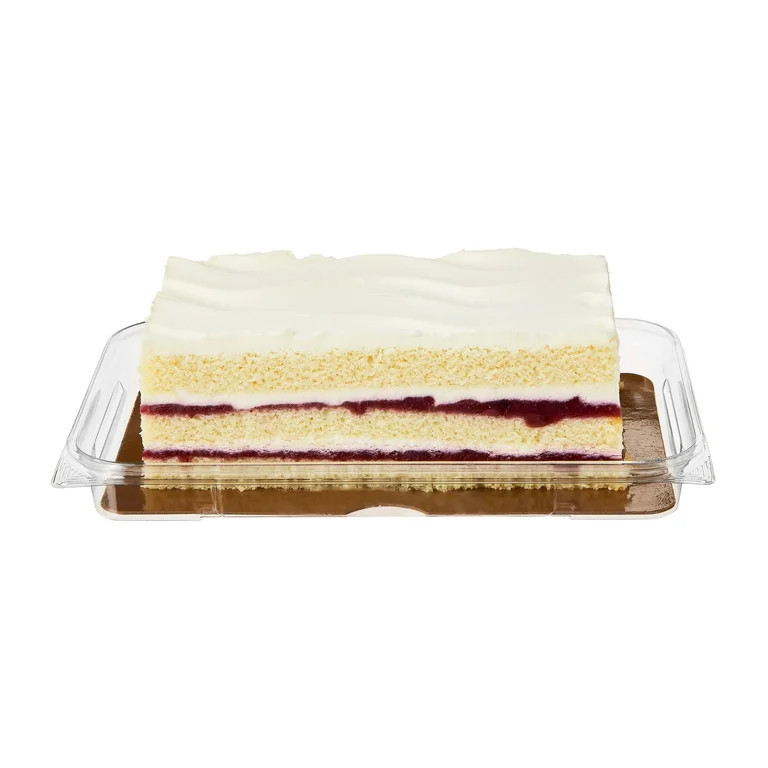 Marketside Chantilly with Berries Cake, 24.9 oz (Refrigerated) | Walmart (US)