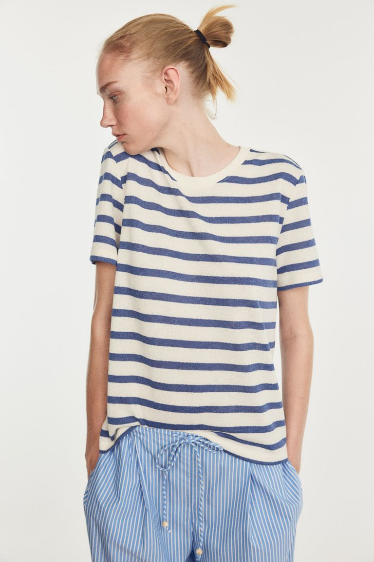 Fine-knit T-shirt - Round Neck - Short sleeve - White/blue striped - Ladies | H&M US | H&M (US + CA)