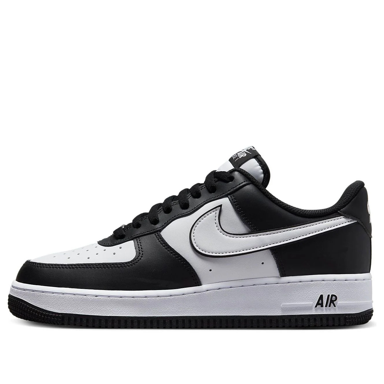 Nike Air Force 1 '07 'Panda' | KICKS CREW