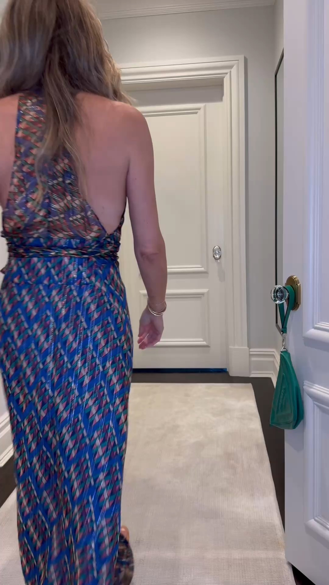 Getting in vacation mode and channeling my inner #WhiteLotus—because I’m obsessed! Think luxe resort vibes, effortless elegance, and a touch of drama. Whether it’s flowy dresses, fun prints, or oversized sunglasses, it’s all about being uniquely YOU! #whitelotus #fashion #vacationvibes #vintageissa #maxidresses

#LTKOver40 #LTKStyleTip