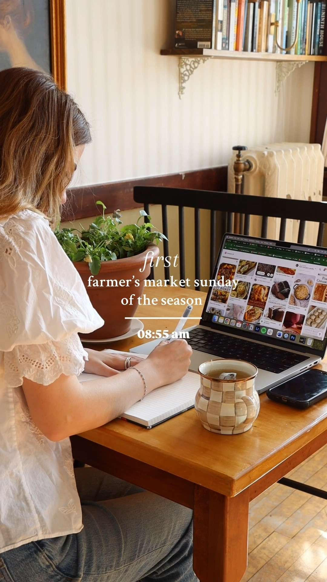 join me for a very nancy meyers farmer’s market sunday vlog! including my go-to warmth weather outfit these days and the most versatile tote for market days. I also added some vintage and home decor pieces similar to mine! 

#LTKHome #LTKSeasonal #LTKFindsUnder100