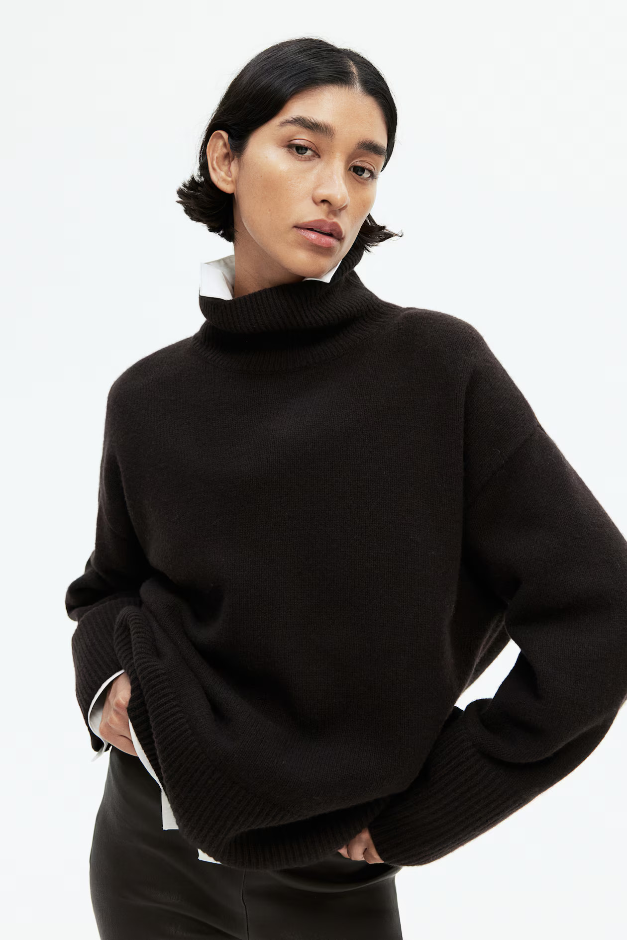 Cashmere-Blend Turtleneck Sweater | H&M (US + CA)