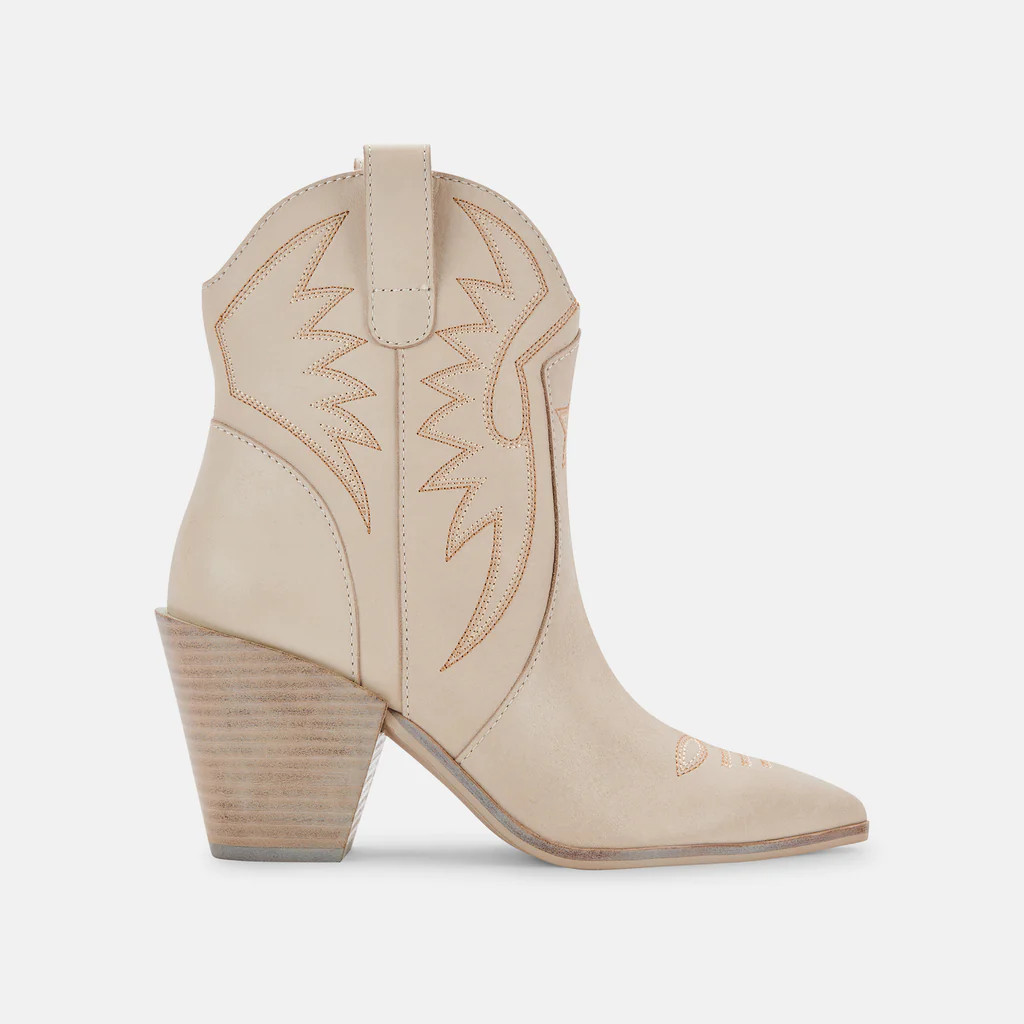 GINNI BOOTIES SAND NUBUCK | DolceVita.com
