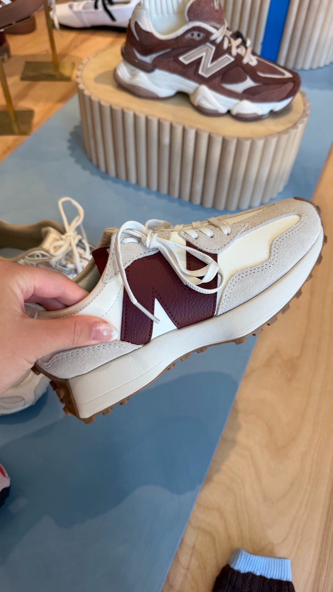 Cutest fall sneakers!

#LTKgrwm #LTKSeasonal